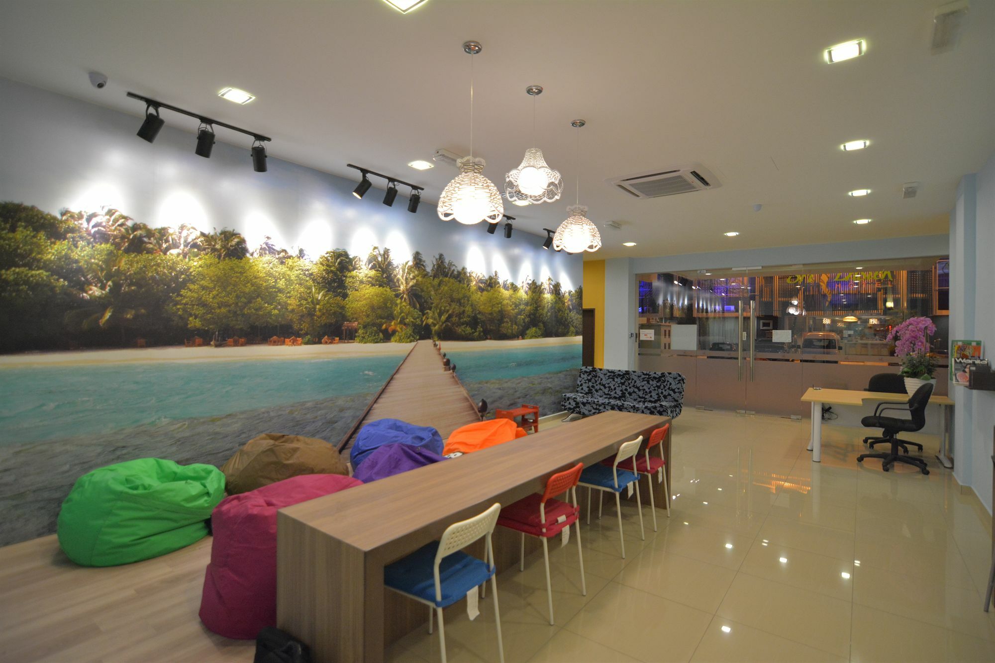 Sri Packers Hotel Bandar Baru Enstek Exterior photo