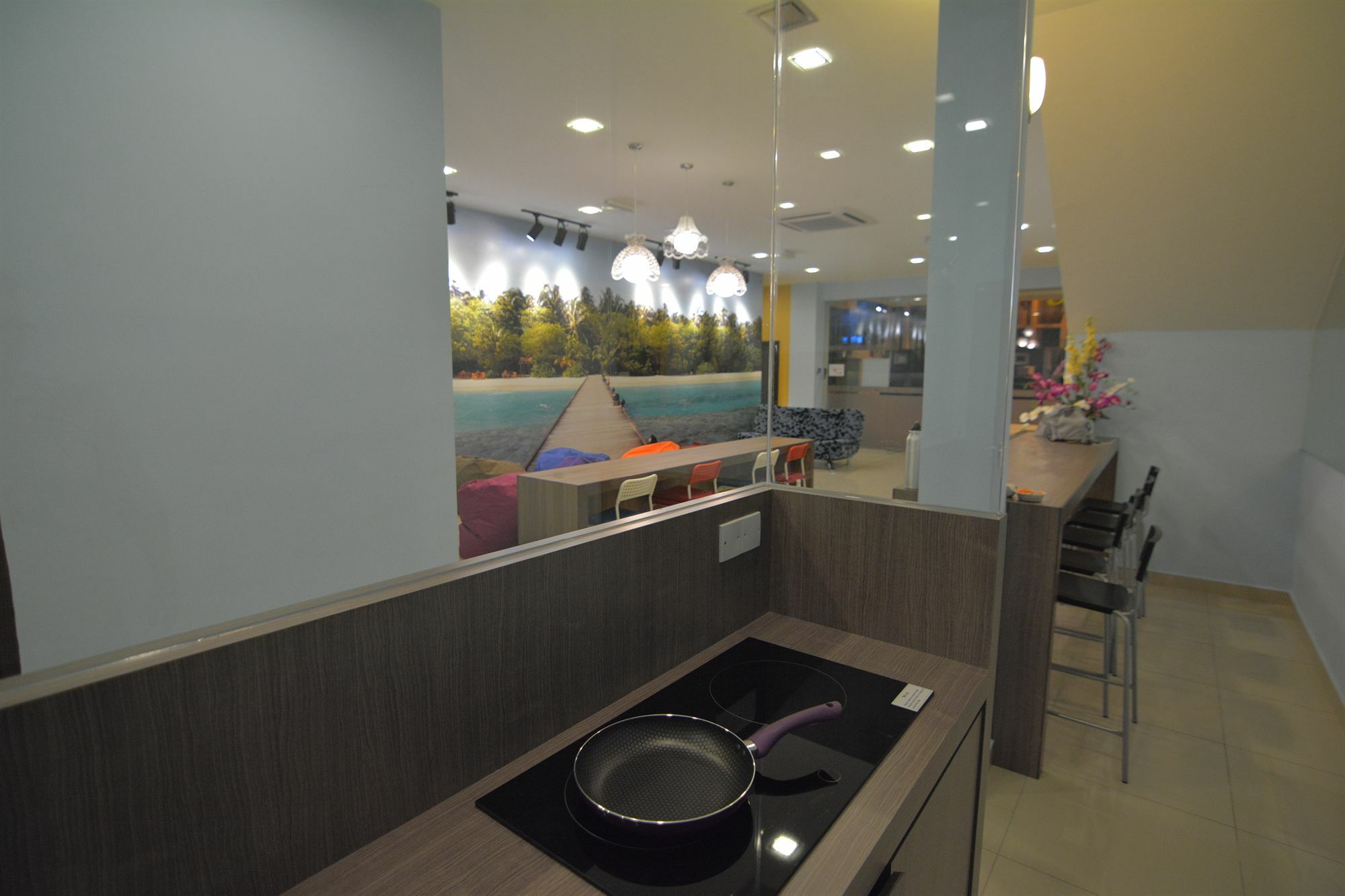 Sri Packers Hotel Bandar Baru Enstek Exterior photo